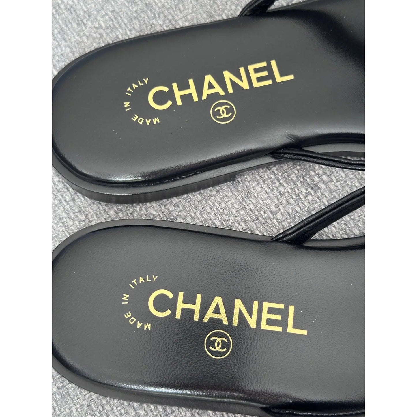 CH FLIP FLOPS