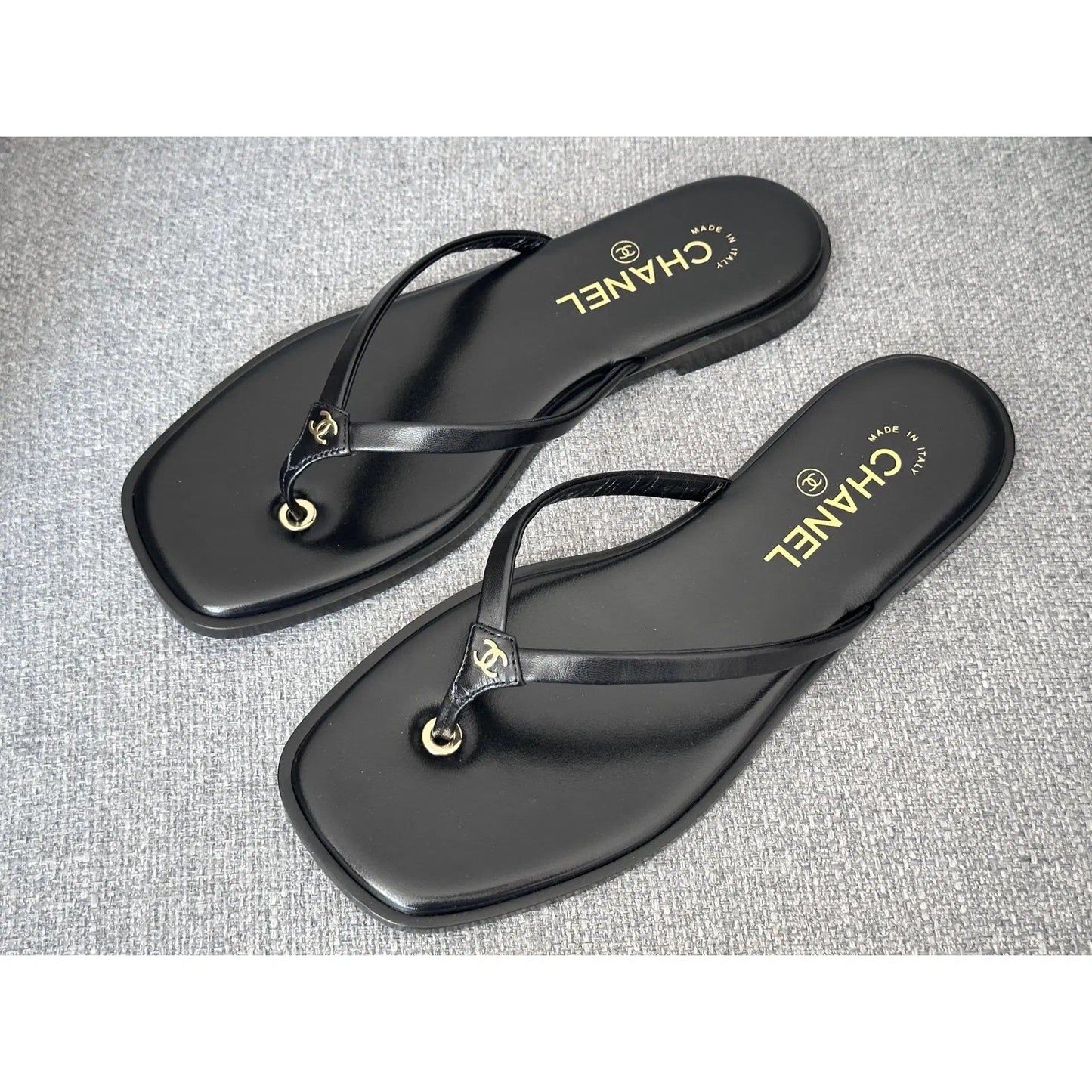 CH FLIP FLOPS