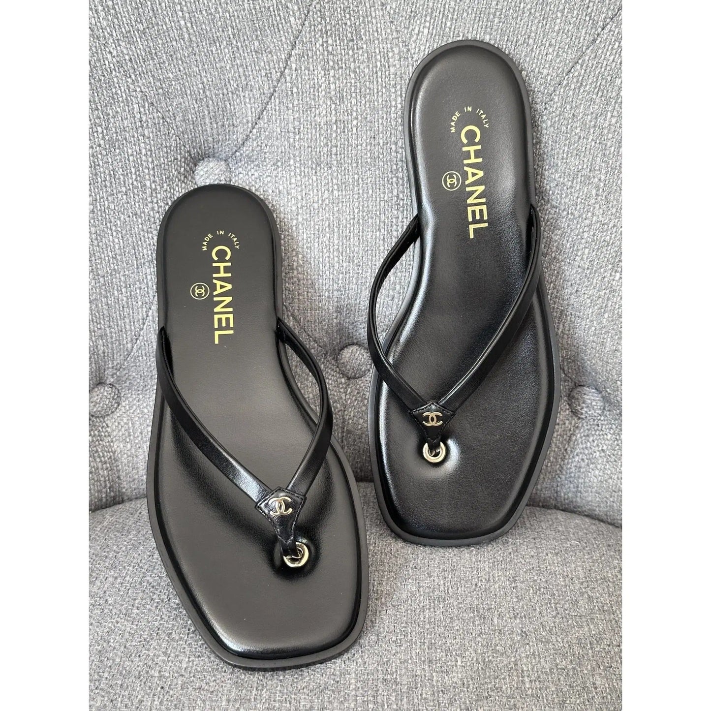 CH FLIP FLOPS